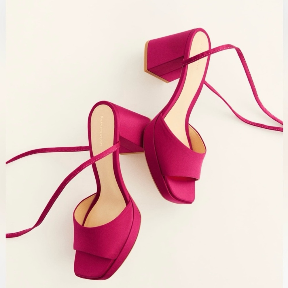 Reformation Magda shoes in rhubarb - WORN ONCE